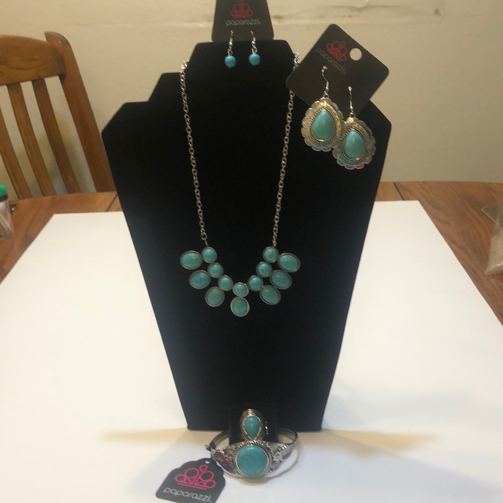 Turquoise Blue Set